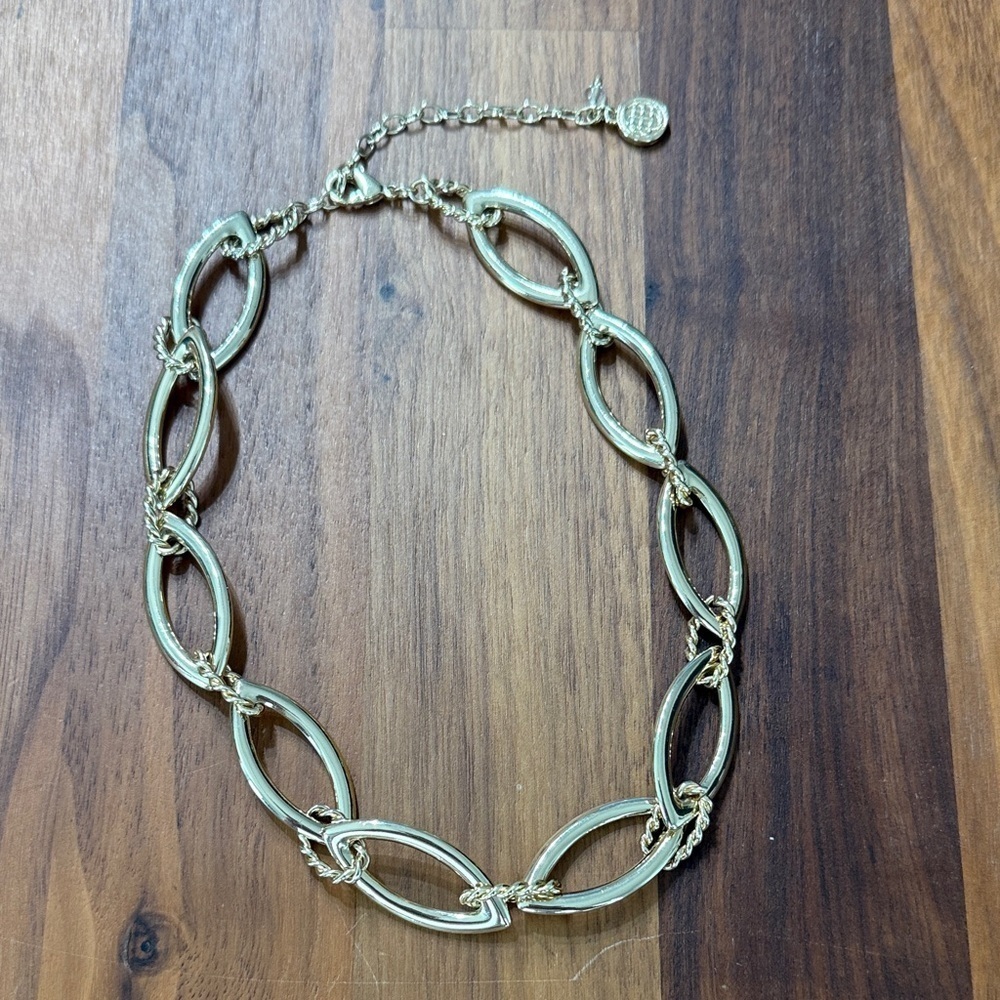 Gold Tone Ikat Oval Oblong Link Short Collar Simple Necklace Vintage Minimalist